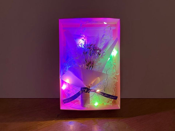 Luxury Preserved Flower Gift Box, LED Birthday Flower Bonquet with Gift Box, Boxed Flowers MB003