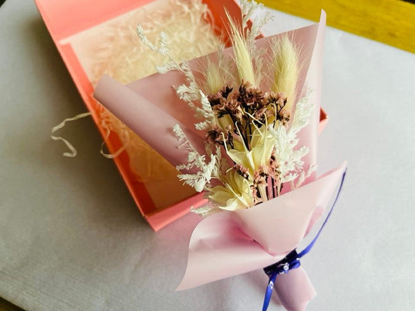 Luxury Preserved Flower Gift Box, LED Birthday Flower Bonquet with Gift Box, Boxed Flowers MB003