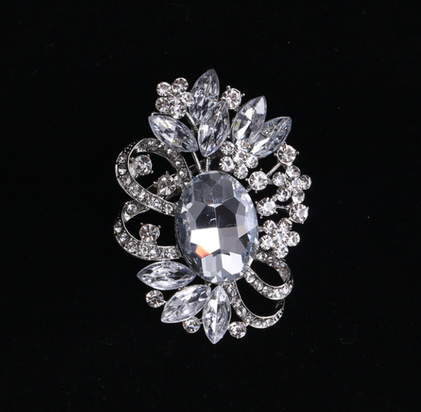 7.1 x 5.1cm / Crystal Brooch BR0022