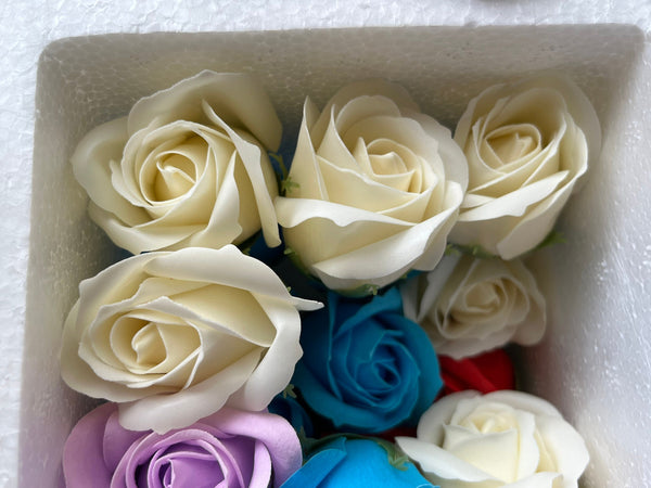 10 pcs / Soap Flowers