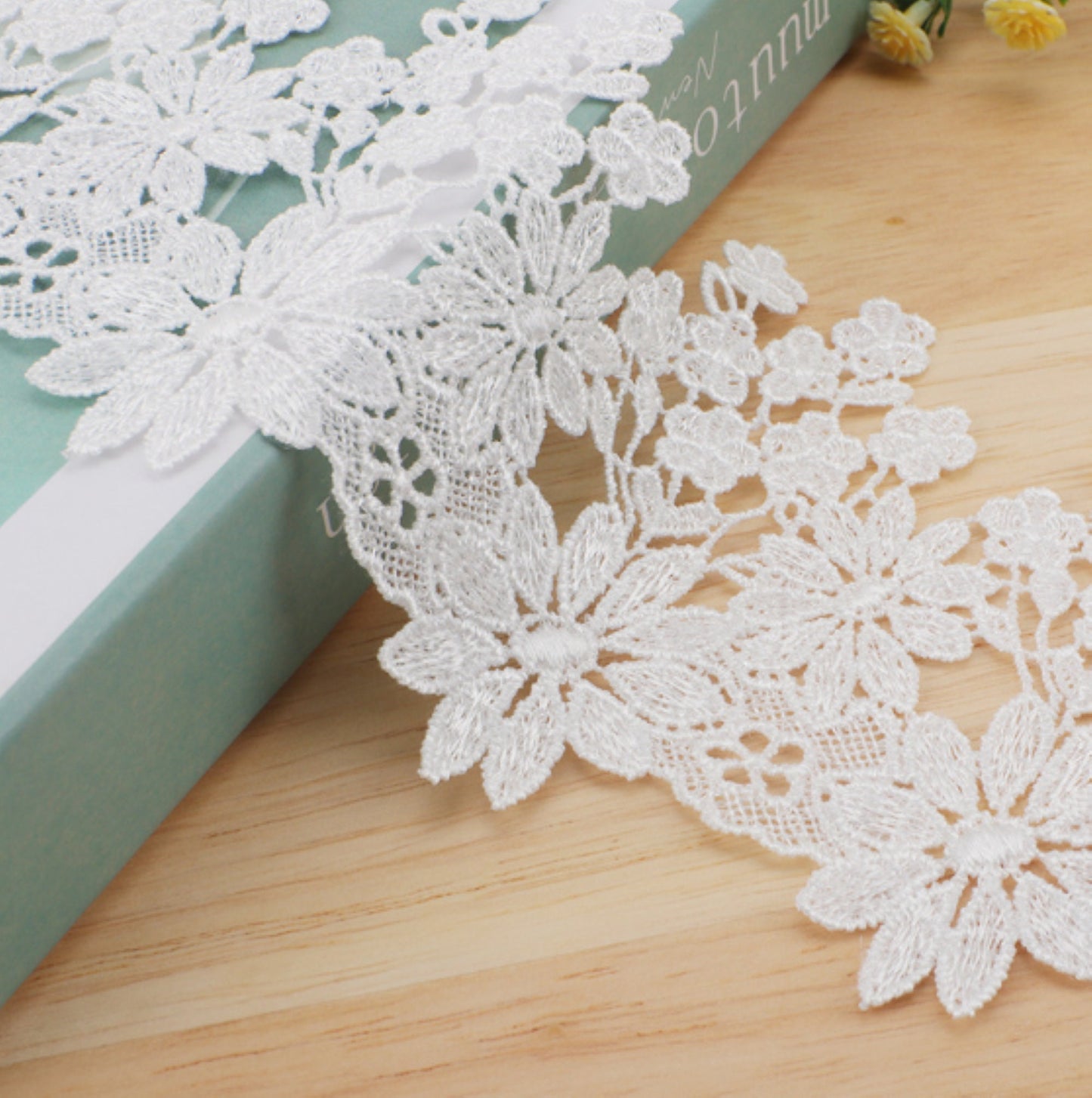 5 Meters / 8cm / Off White / Headband Lace Trim LF107