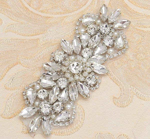 12.5 x 4.5cm / Iron On Crystal Rhinestone Diamante Applique  YS847