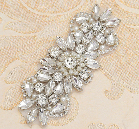 12.5 x 4.5cm / Iron On Crystal Rhinestone Diamante Applique  YS847