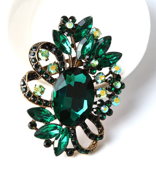 7.1 x 5.1cm / Crystal Brooch BR0022