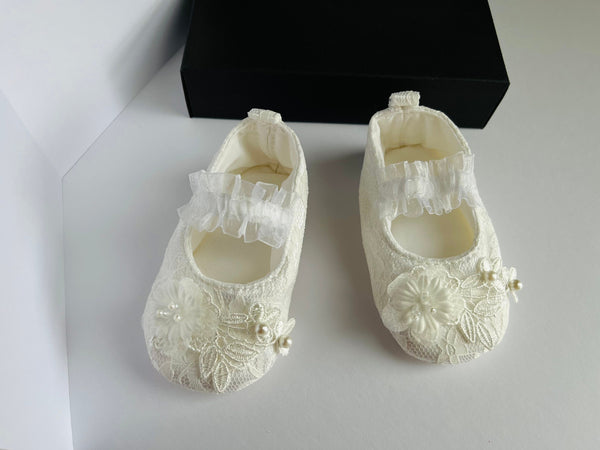 White Baby Shoes    BS001