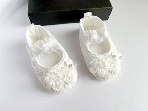 White Baby Shoes    BS001