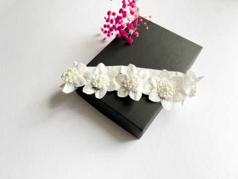 42cm / Off White / Baby Lace hair band HB035