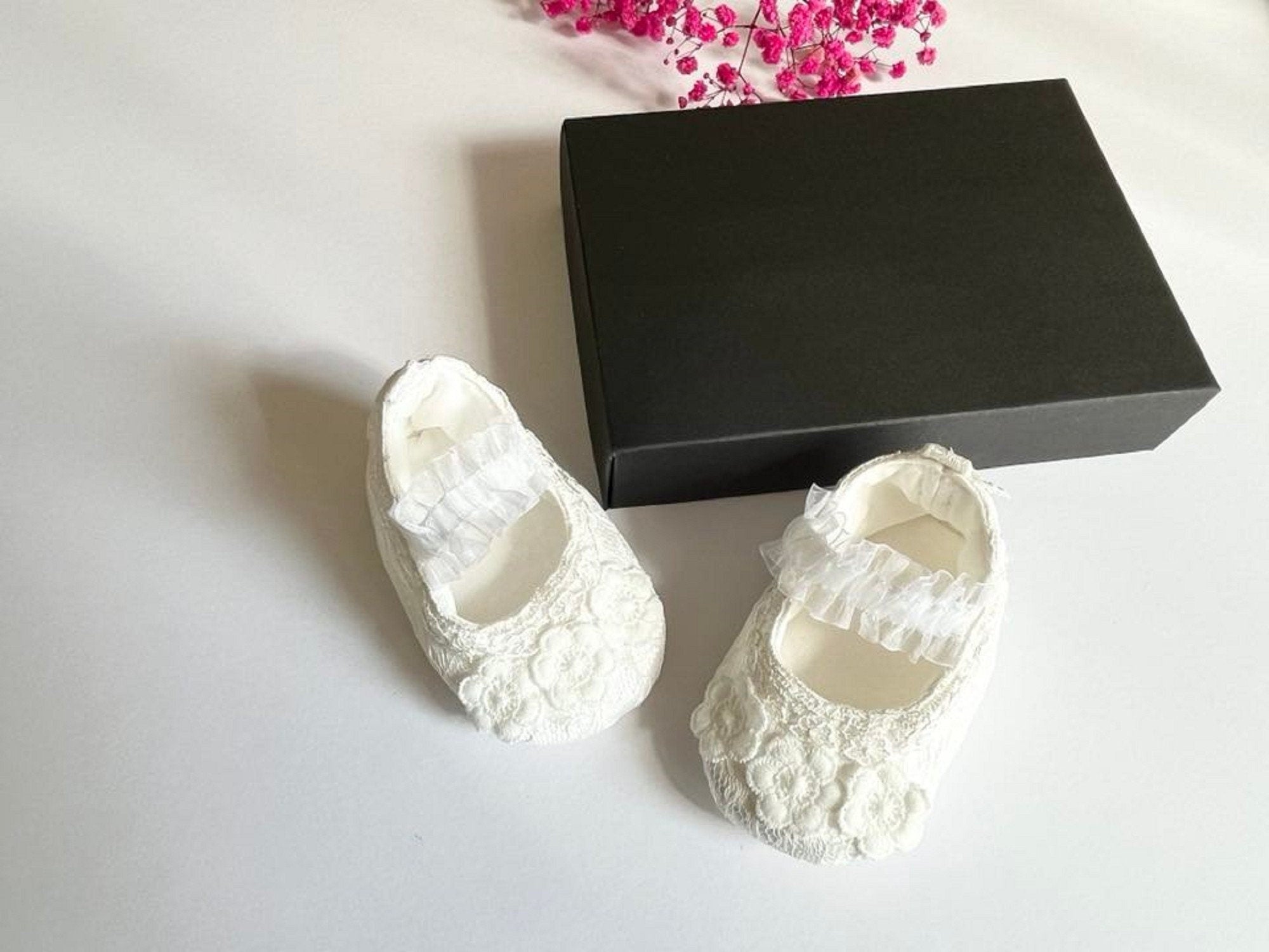 White Baby Shoes BS016