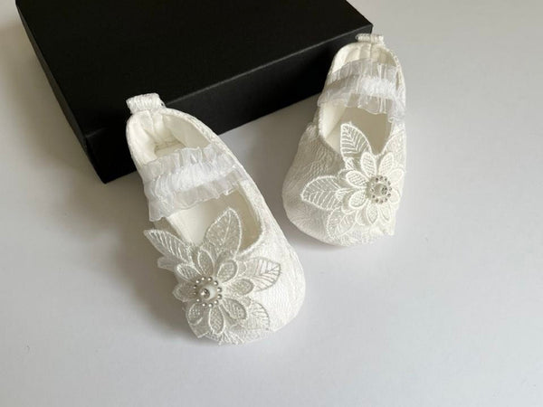 White Baby Shoes  BS010