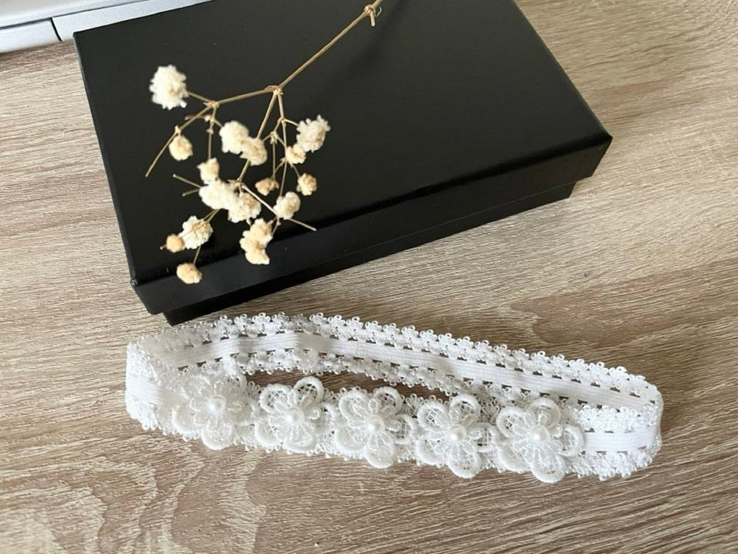 (HB053)  Off White Baby Lace hair band