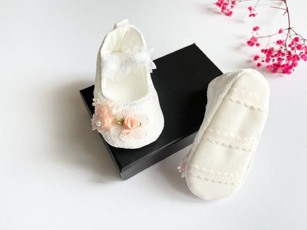 Pure White Baby Shoes, Christening Baby Lace Shoes BS021