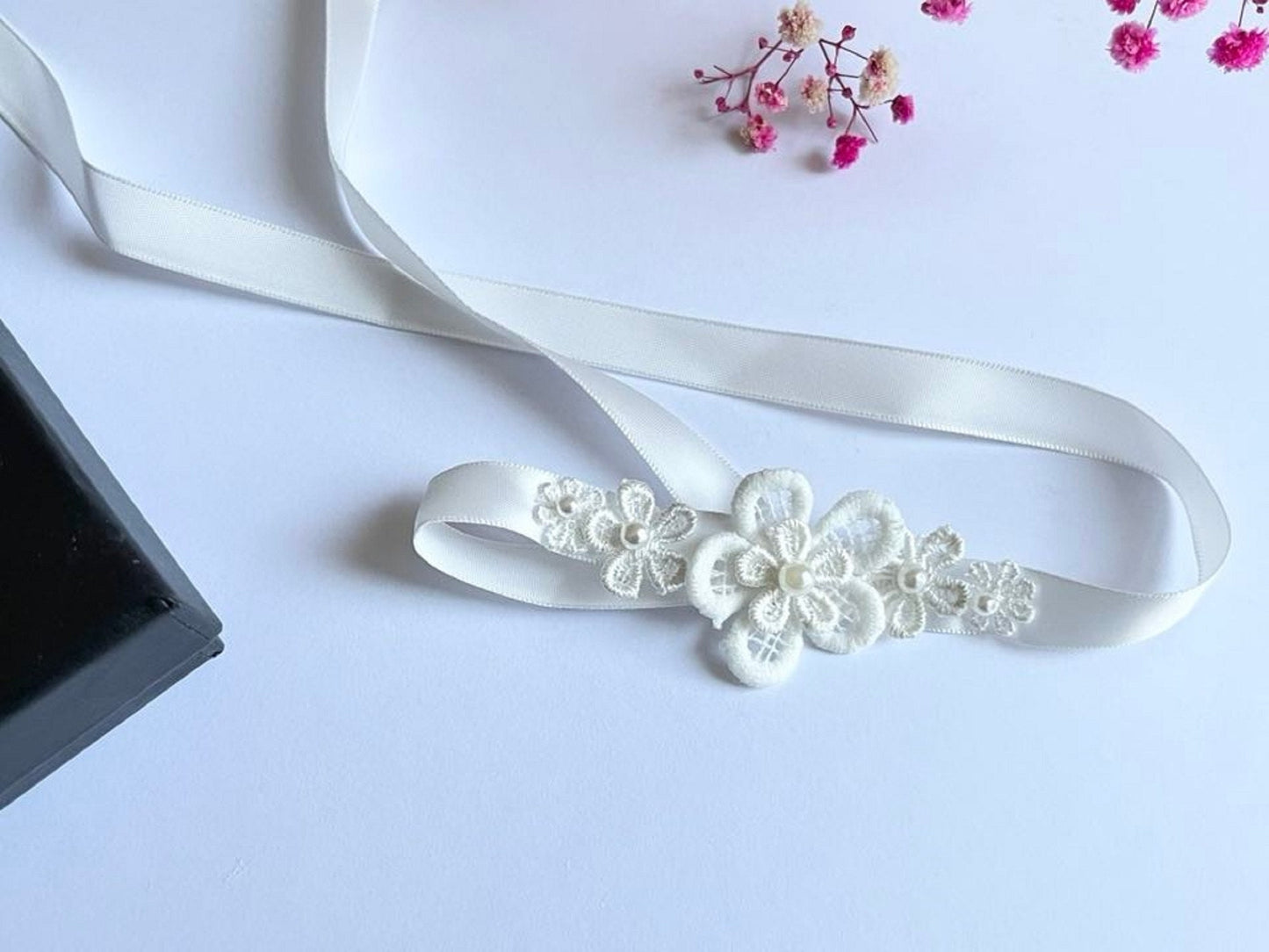 Off White / Lace Wedding Corsage  CR009