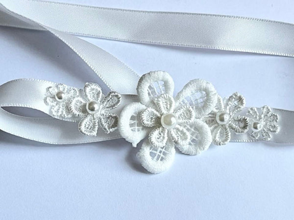 Off White / Lace Wedding Corsage  CR009