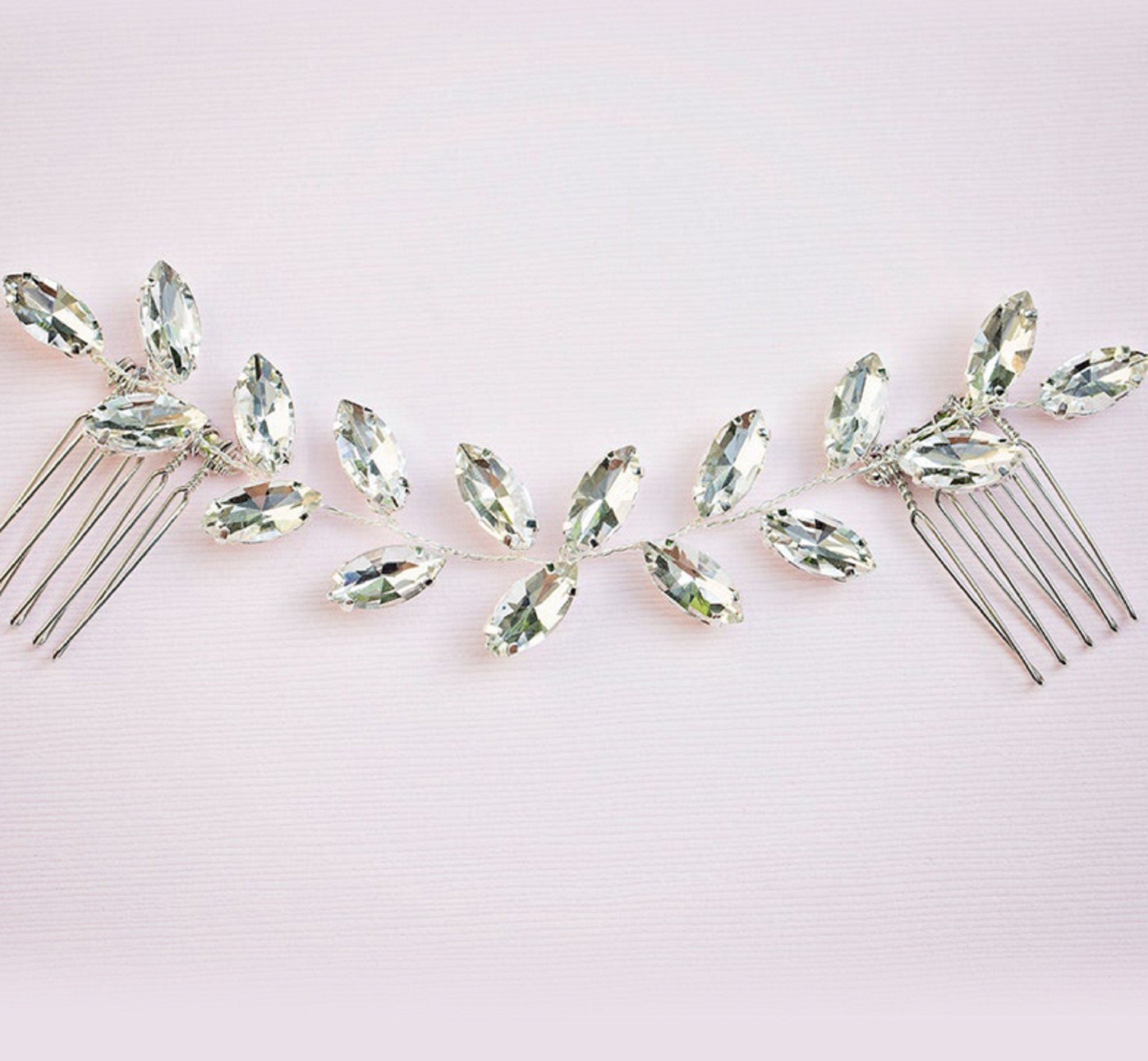 Silver Colour / Crystal Wedding Comb  TS1532