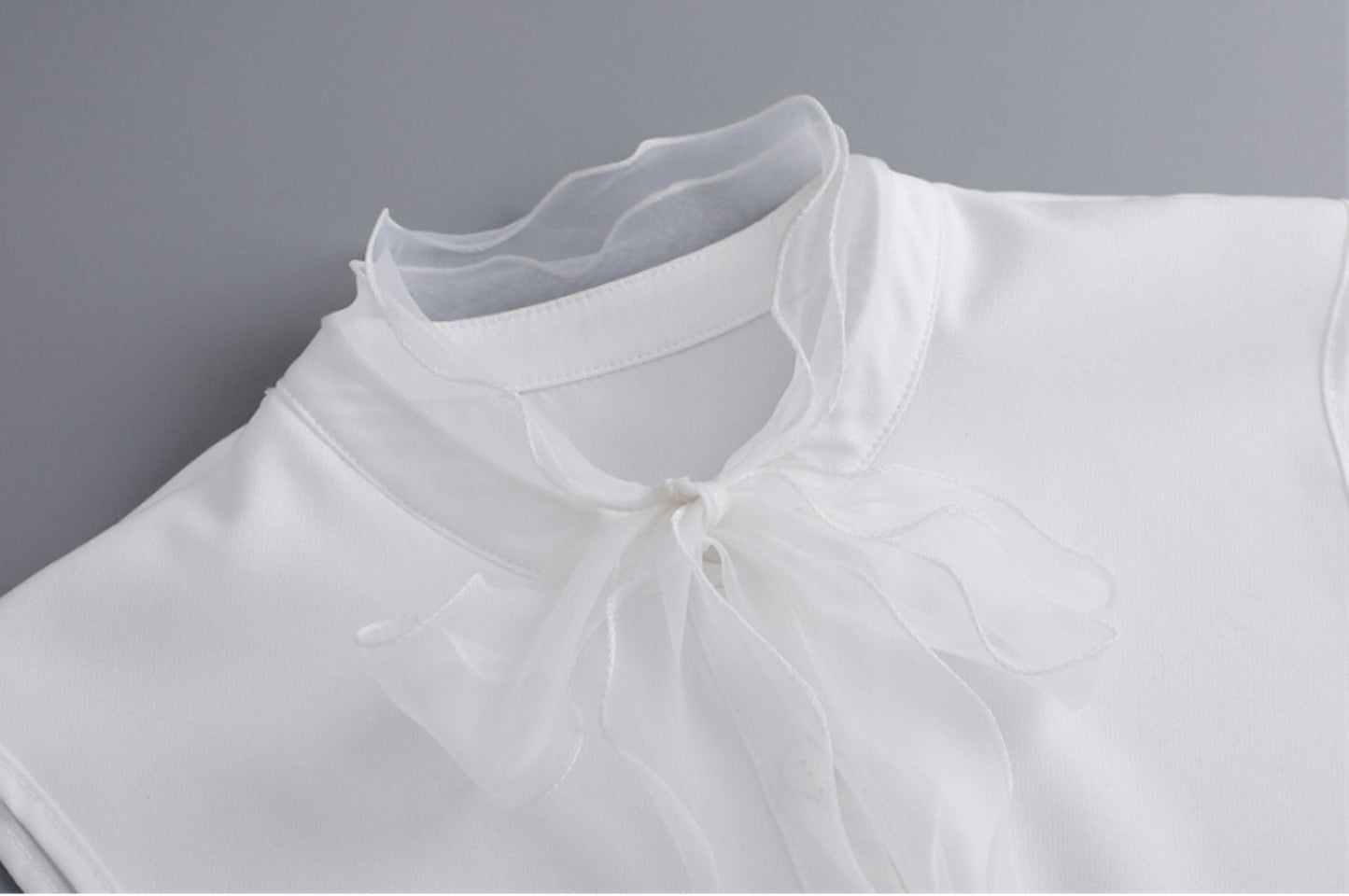 Off White / Fake Collar, Fake Wrist Cuffs, False Collar, Removable Collar B679(K)/SC059(W)