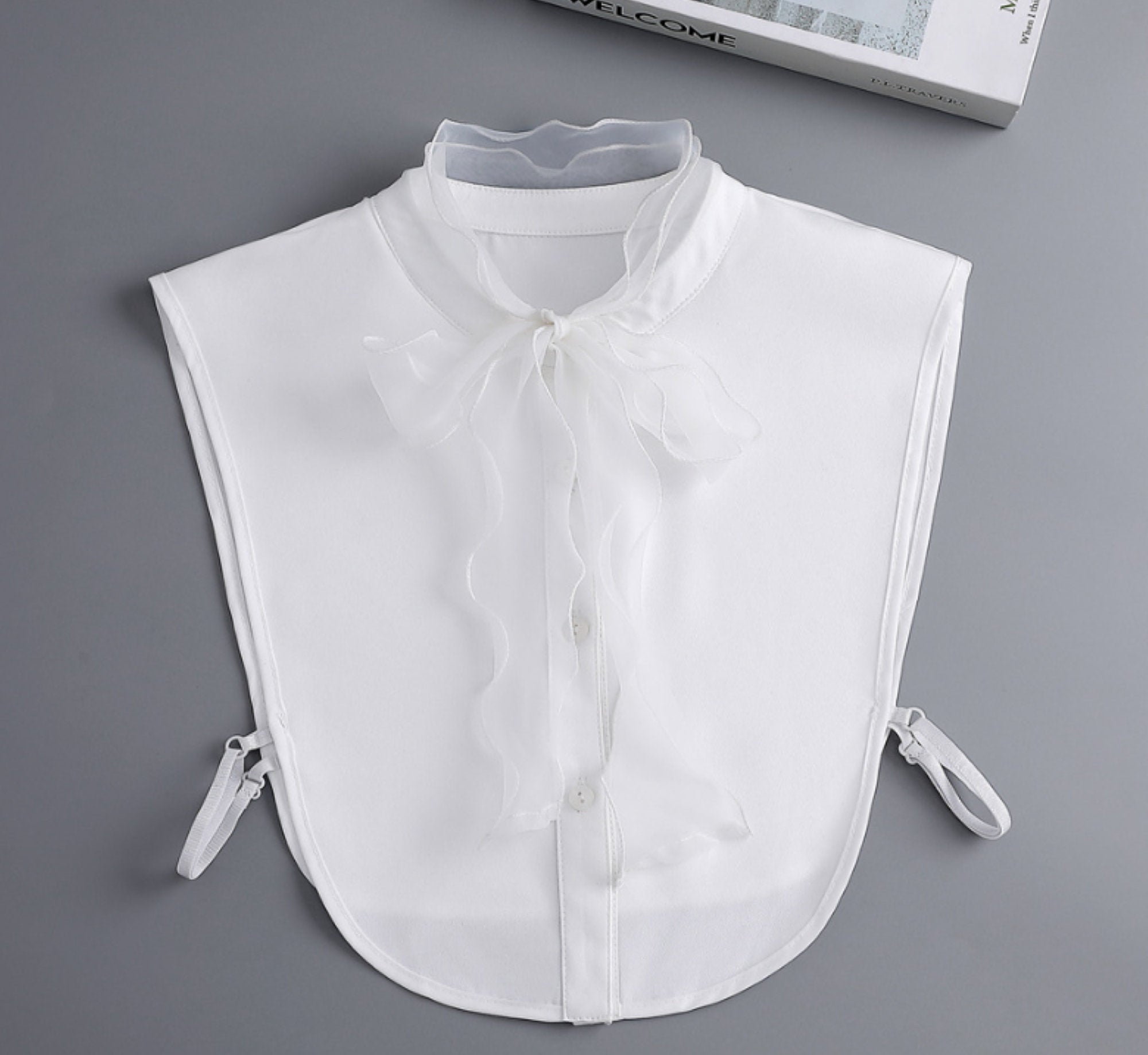 Off White / Fake Collar, Fake Wrist Cuffs, False Collar, Removable Collar B679(K)/SC059(W)