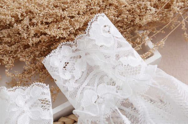 2 pcs / Off White Fake Lace Sleeve Cuffs, False Wrist Cuffs, Removable Wrist Cuffs SC035(K)