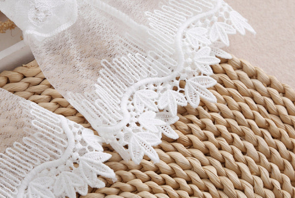 Off White Fake Lace Sleeve Cuffs, Fake Sleeve Cuffs, False Wrist Cuffs, Removable Wrist Cuffs SC036(K)