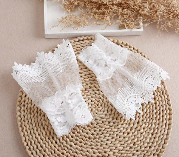 Off White Fake Lace Sleeve Cuffs, Fake Sleeve Cuffs, False Wrist Cuffs, Removable Wrist Cuffs SC036(K)