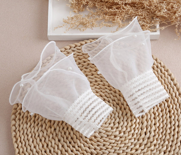 2 pcs / Off White Fake Lace Sleeve Cuffs, False Wrist Cuffs, Removable Wrist Cuffs SC039(K)