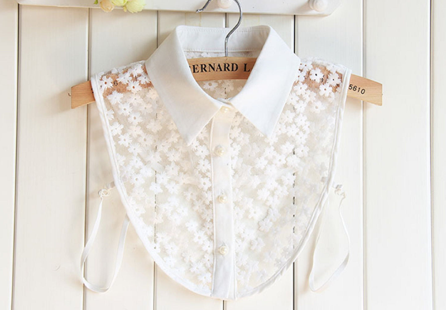 Off White Fake Lace Collar, False Collar, Removable Collar  B86(E)