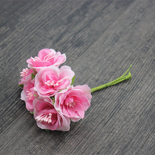 30 Pcs / 3cm / Mini Artificial Flowers   SF004