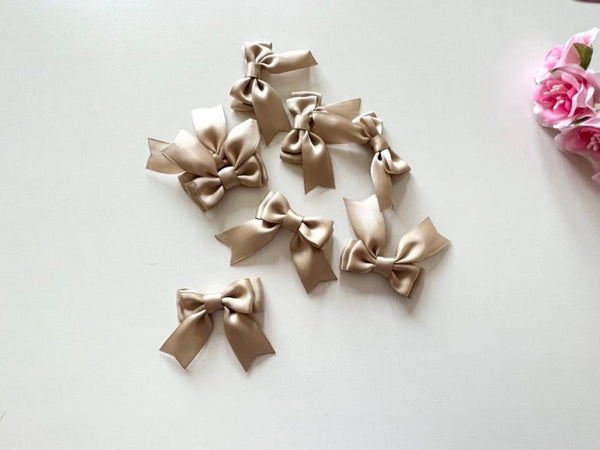 20 pieces / 4.7cm / Handmade Double Satin Bows BW003