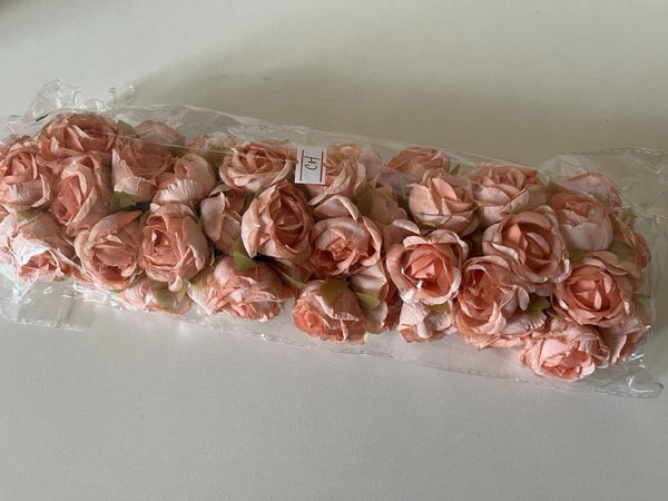 30 Pcs / 3cm / Fabric Artificial Flowers  SF015