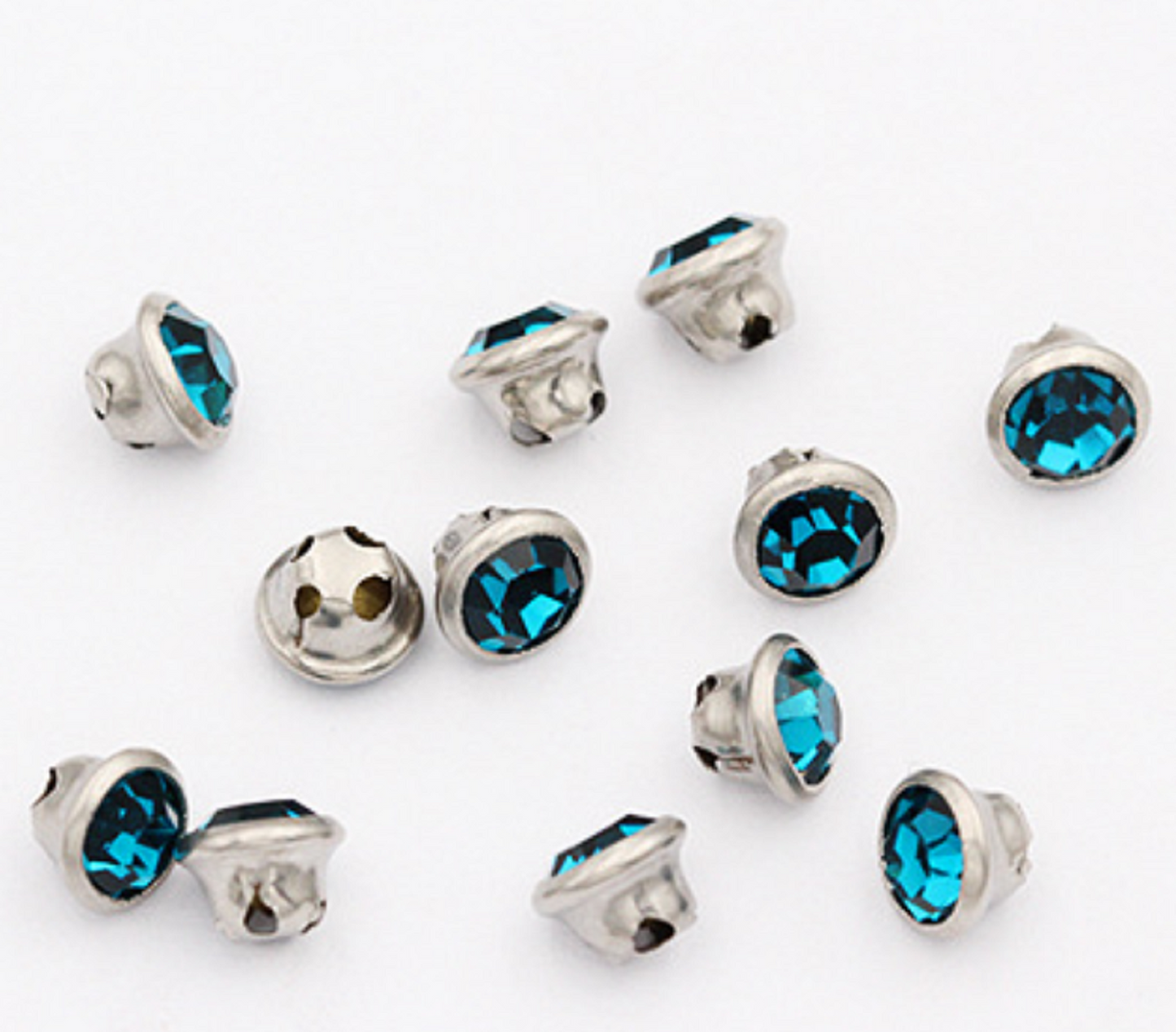 (S64S)  50 Pcs / 5mm Sew On Silver No Claw Round Rhinestone