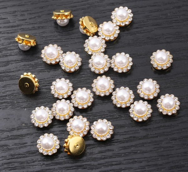 50 Pcs / 12mm / Gold Sew On Rhinestones S10G