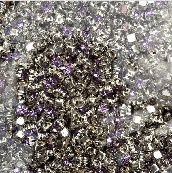 100 Pcs / 4mm / Sew On Silver Colour Base Rhinestones S31S