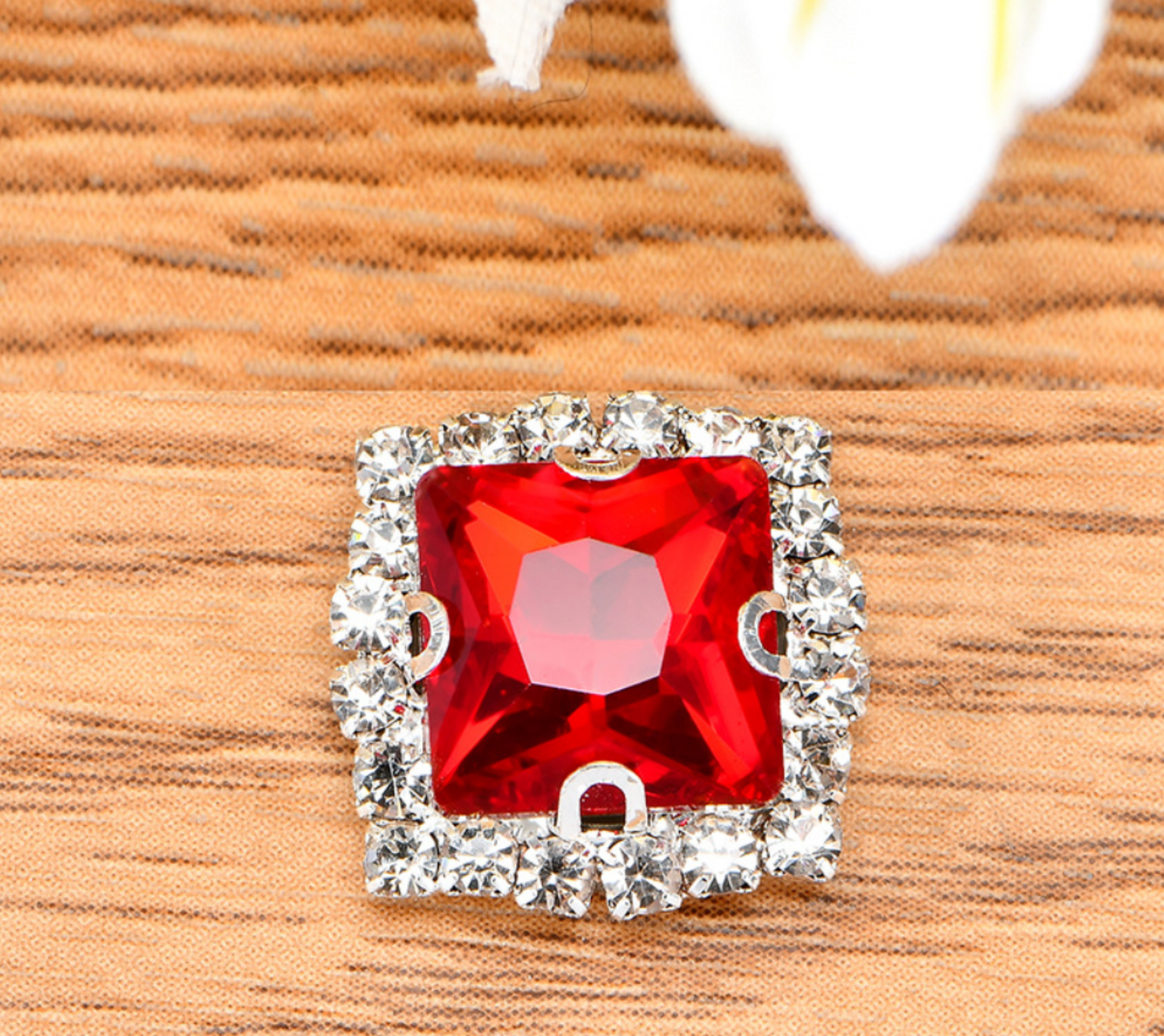 (S38S)  10 Pcs / 16mm / Silver Base Sew On Square Rhinestone