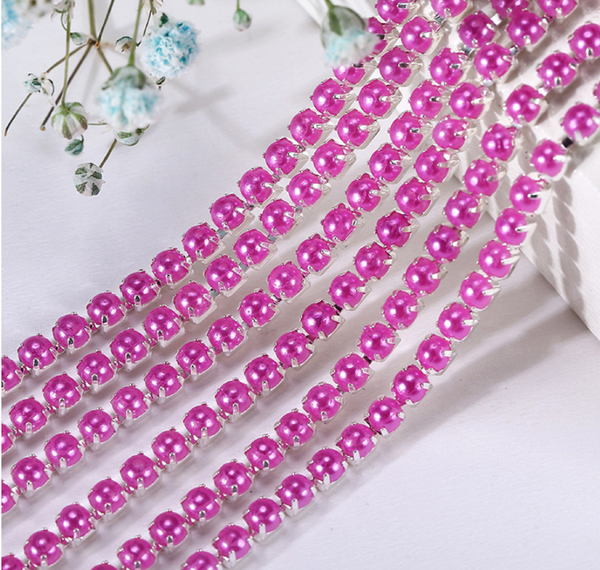 3 Metres / 2.5mm / Pearl Chain  C24