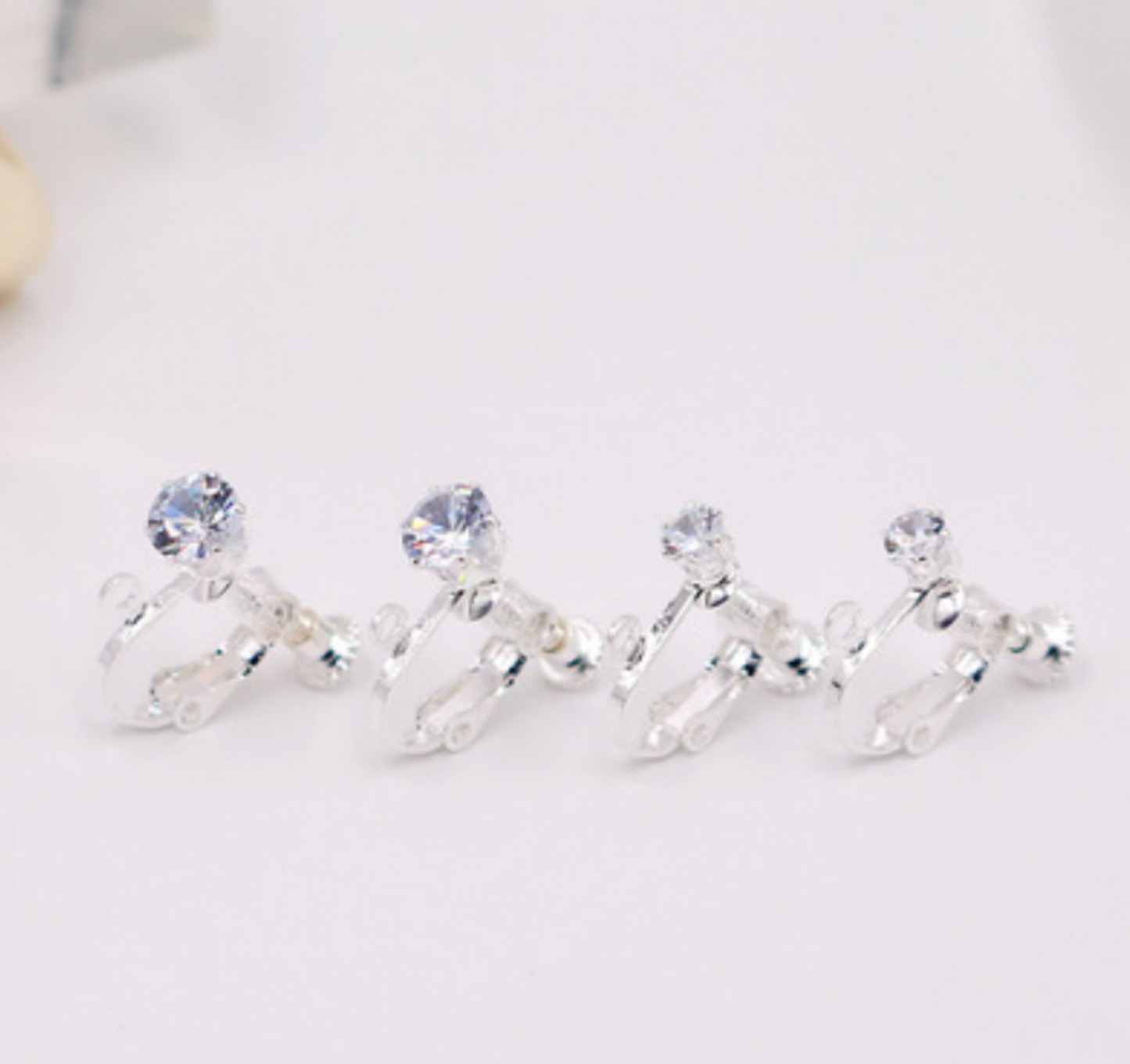 (EK34S) 10 pcs / 4mm / Gold Plated Clip On Screw Back Crystal Earrings Hoop