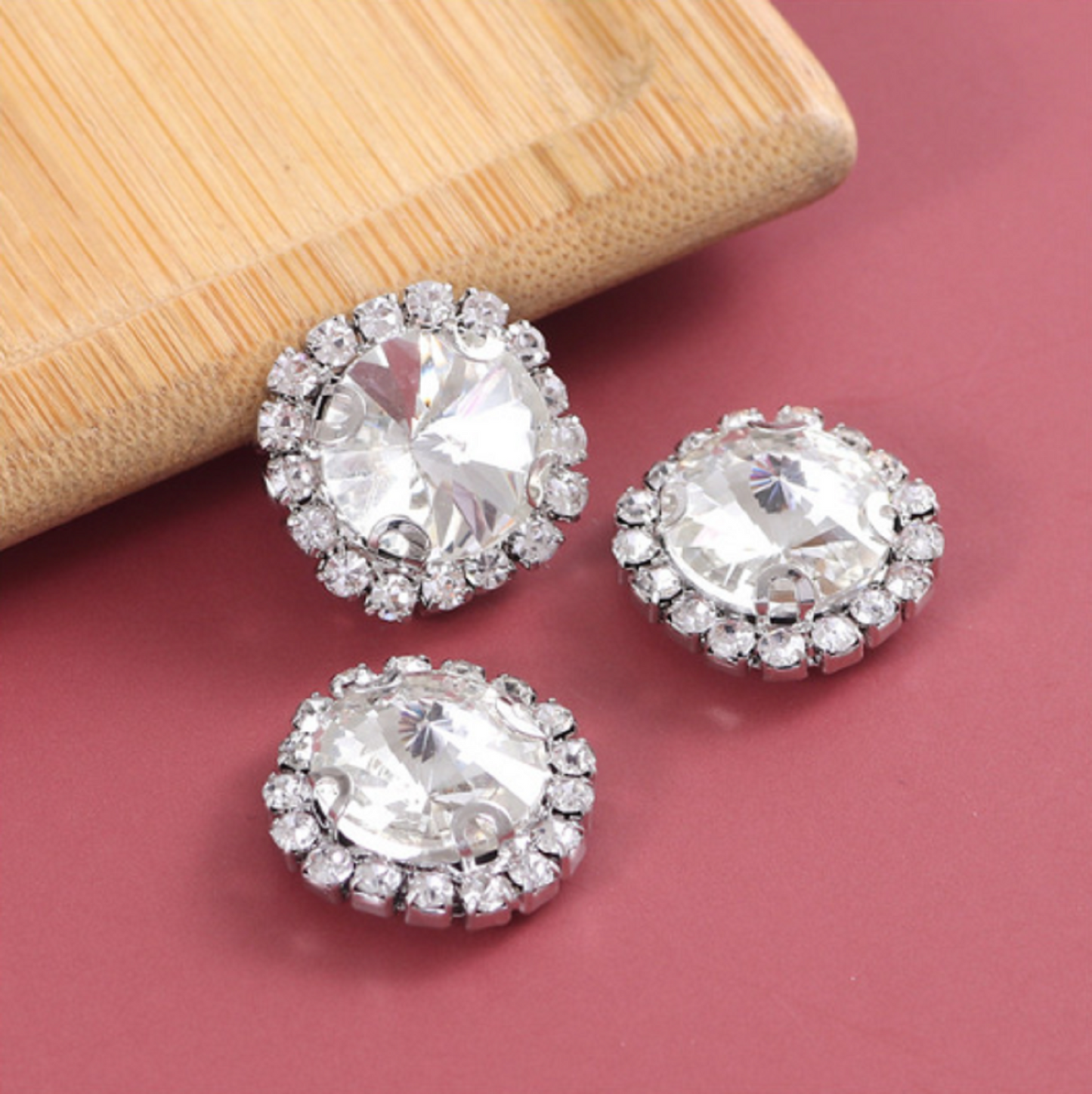 (S13S)  10 Pcs / 16mm / Silver Sew On Square Rhinestones