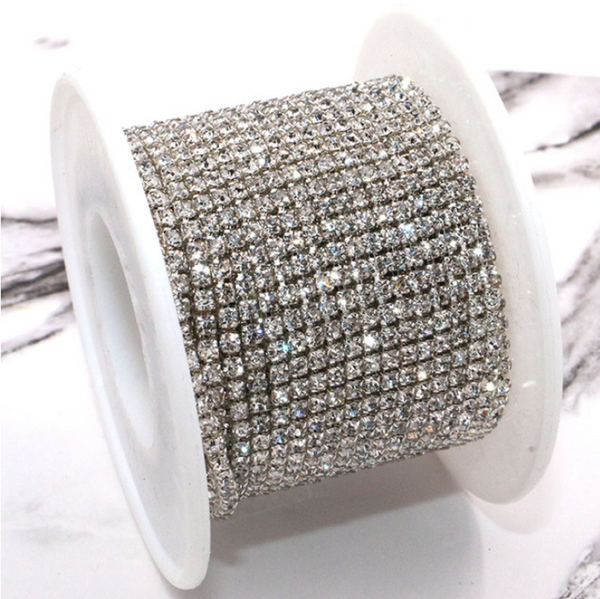 3 meters / 2.5mm / Rhinestone Diamante Chain C23